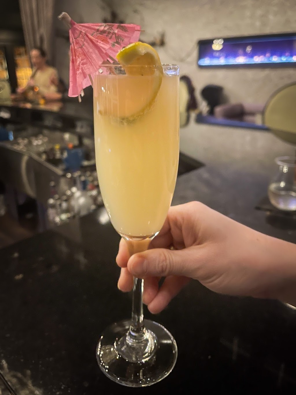 M Bevy | restaurant | 87 West St, Chagrin Falls, OH 44022, USA | 4406007189 OR +1 440-600-7189