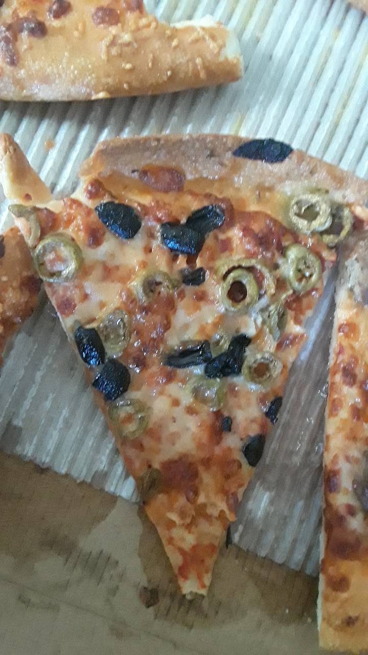 Pizza Hut | meal takeaway | 2575 Old Fort Pkwy, Murfreesboro, TN 37128, USA | 6152177557 OR +1 615-217-7557