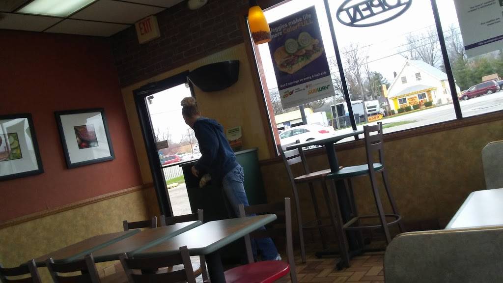 Subway Restaurants | restaurant | 4001 W Washington St, Indianapolis, IN 46241, USA | 3172403340 OR +1 317-240-3340
