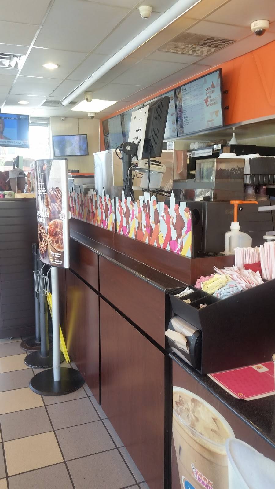 Dunkin | cafe | 2706 Concord Pike, Wilmington, DE 19803, USA | 3024780539 OR +1 302-478-0539