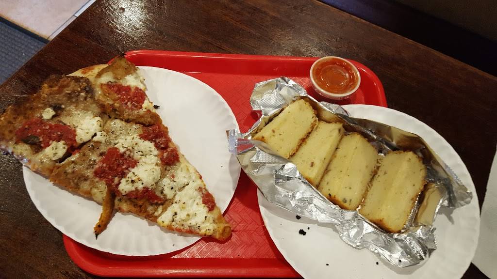 Victors Pizza & Pasta House | restaurant | 712 Walt Whitman Rd, Melville, NY 11747, USA | 6313511270 OR +1 631-351-1270