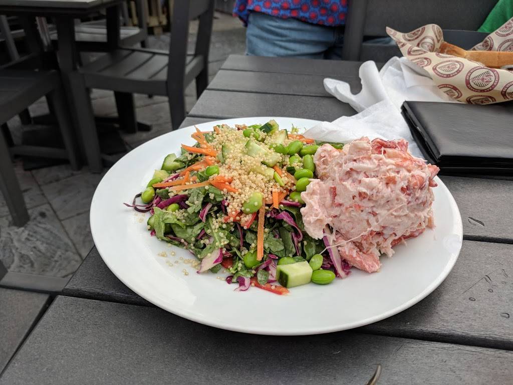 Lobster Trap Restaurant | restaurant | 290 Shore Rd, Bourne, MA 02532, USA | 5087597600 OR +1 508-759-7600