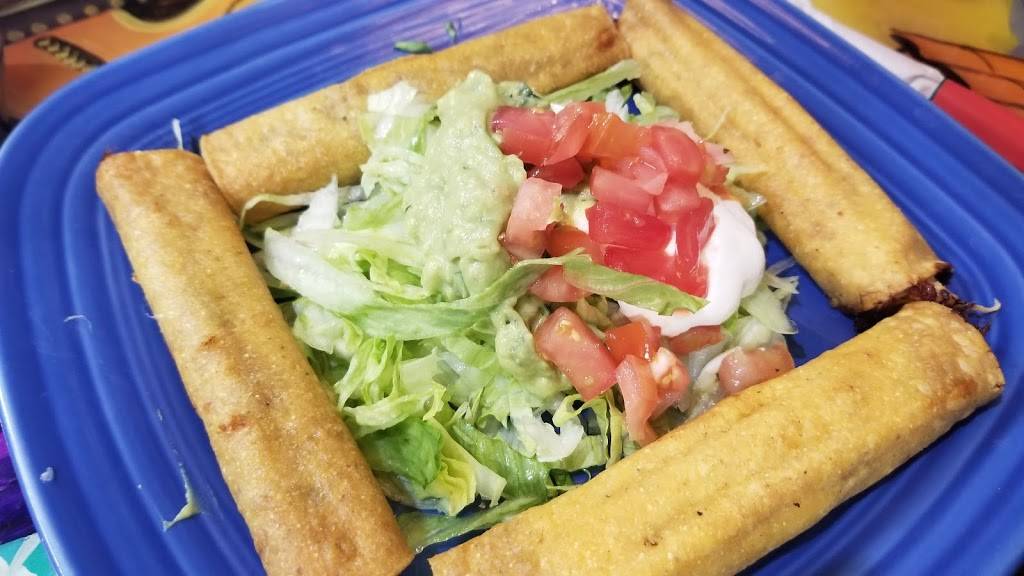 El Arriero Mex Midlothian | restaurant | 11033 Hull Street Rd, Midlothian, VA 23112, USA | 8047457000 OR +1 804-745-7000