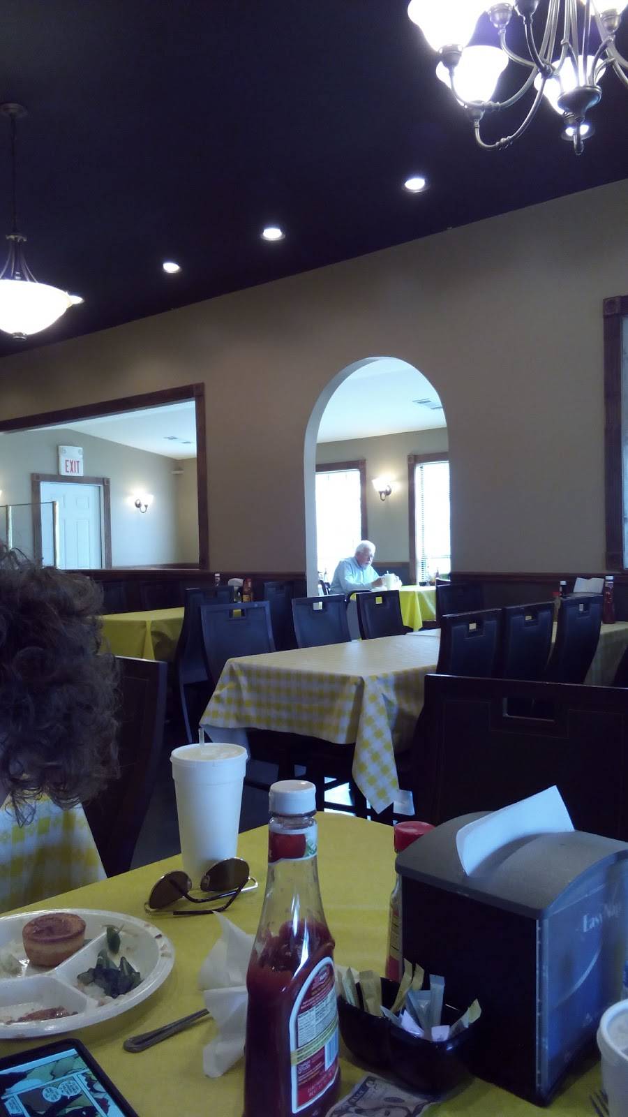 Beas Country Kitchen | restaurant | 407 W Calhoun St, Bruce, MS 38915, USA | 6629833004 OR +1 662-983-3004