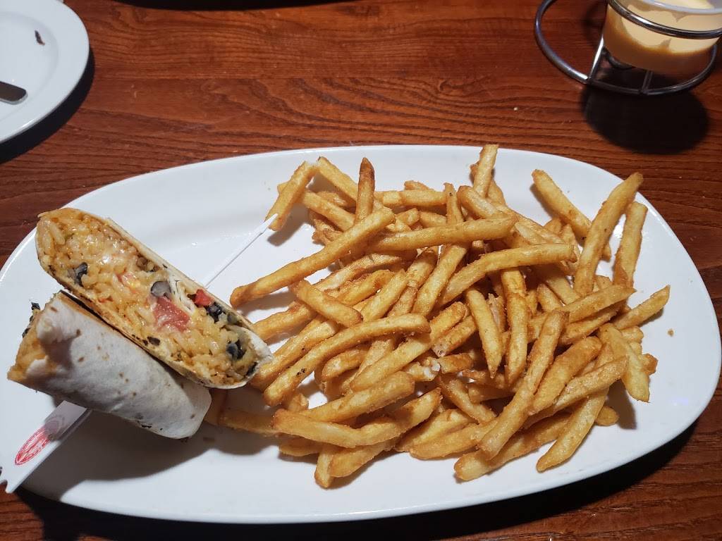 East Coast Wings + Grill | restaurant | 9711 Northlake Centre Pkwy, Charlotte, NC 28216, USA | 7044944174 OR +1 704-494-4174