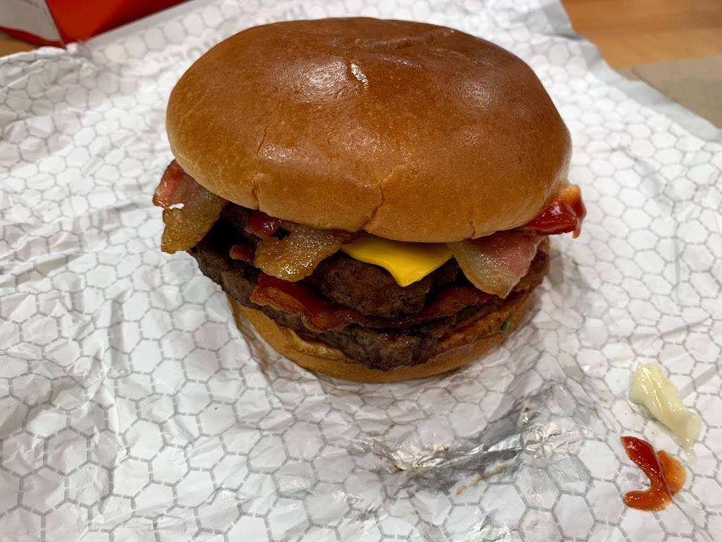 Wendys | restaurant | 7765 W Irlo Bronson Memorial Hwy, Kissimmee, FL 34747, USA | 4073907580 OR +1 407-390-7580