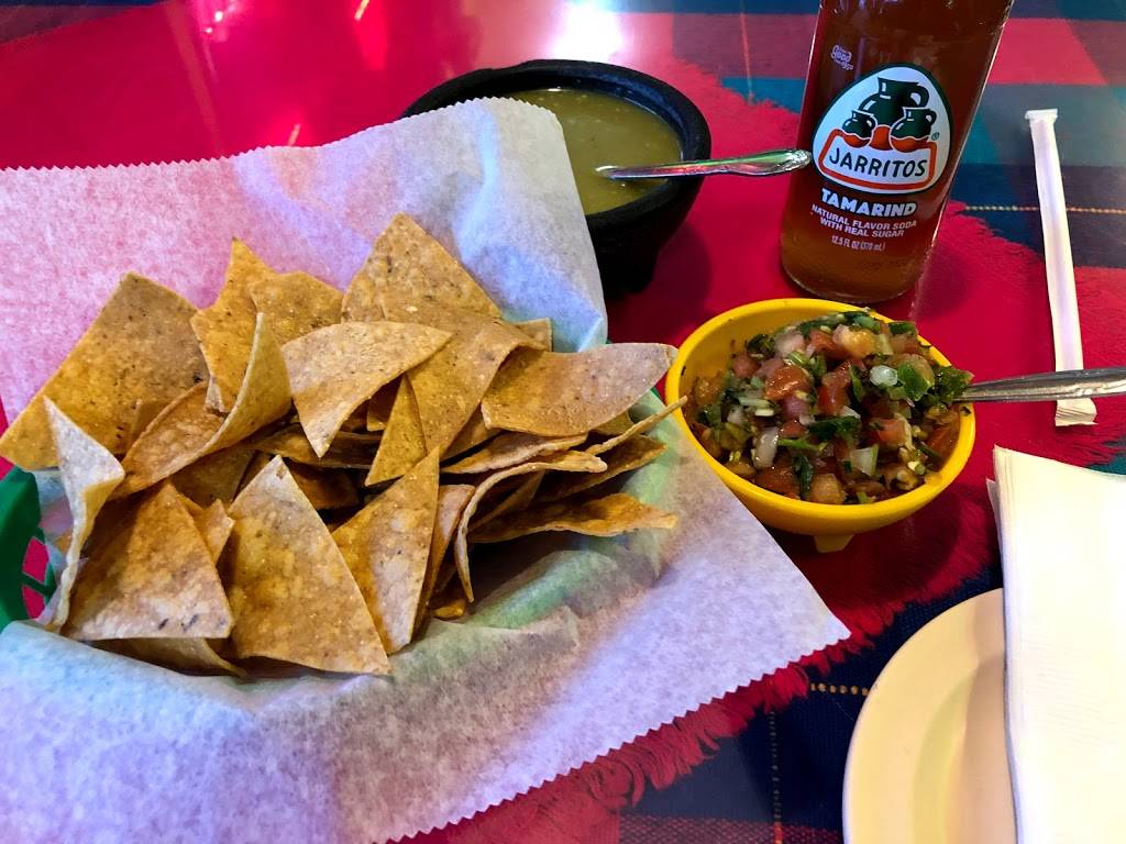 Faros | restaurant | 411 E Main St, East Dundee, IL 60118, USA | 8474260506 OR +1 847-426-0506