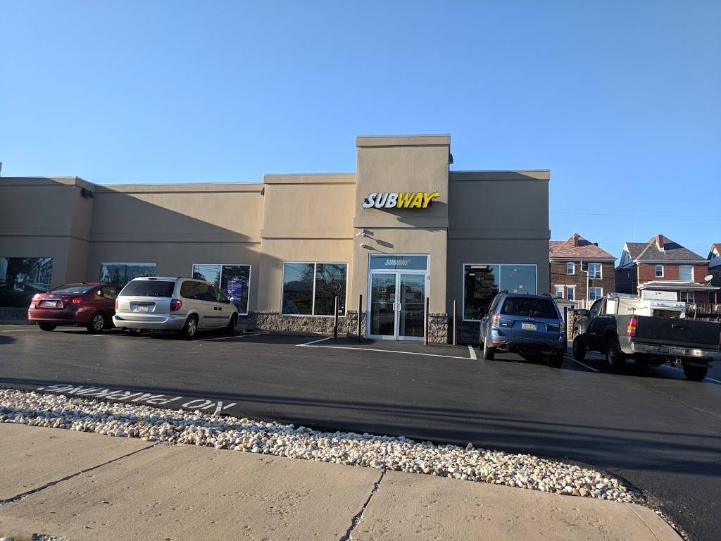 Subway | restaurant | 119-120 22nd Street, Munhall, PA 15120, USA | 4124625167 OR +1 412-462-5167