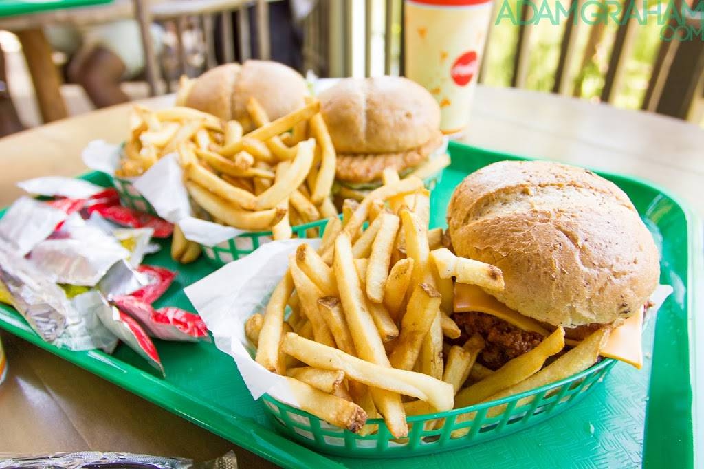 Hungry Bear Restaurant | restaurant | 1313 Disneyland Dr, Anaheim, CA 92802, USA | 7147813463 OR +1 714-781-3463