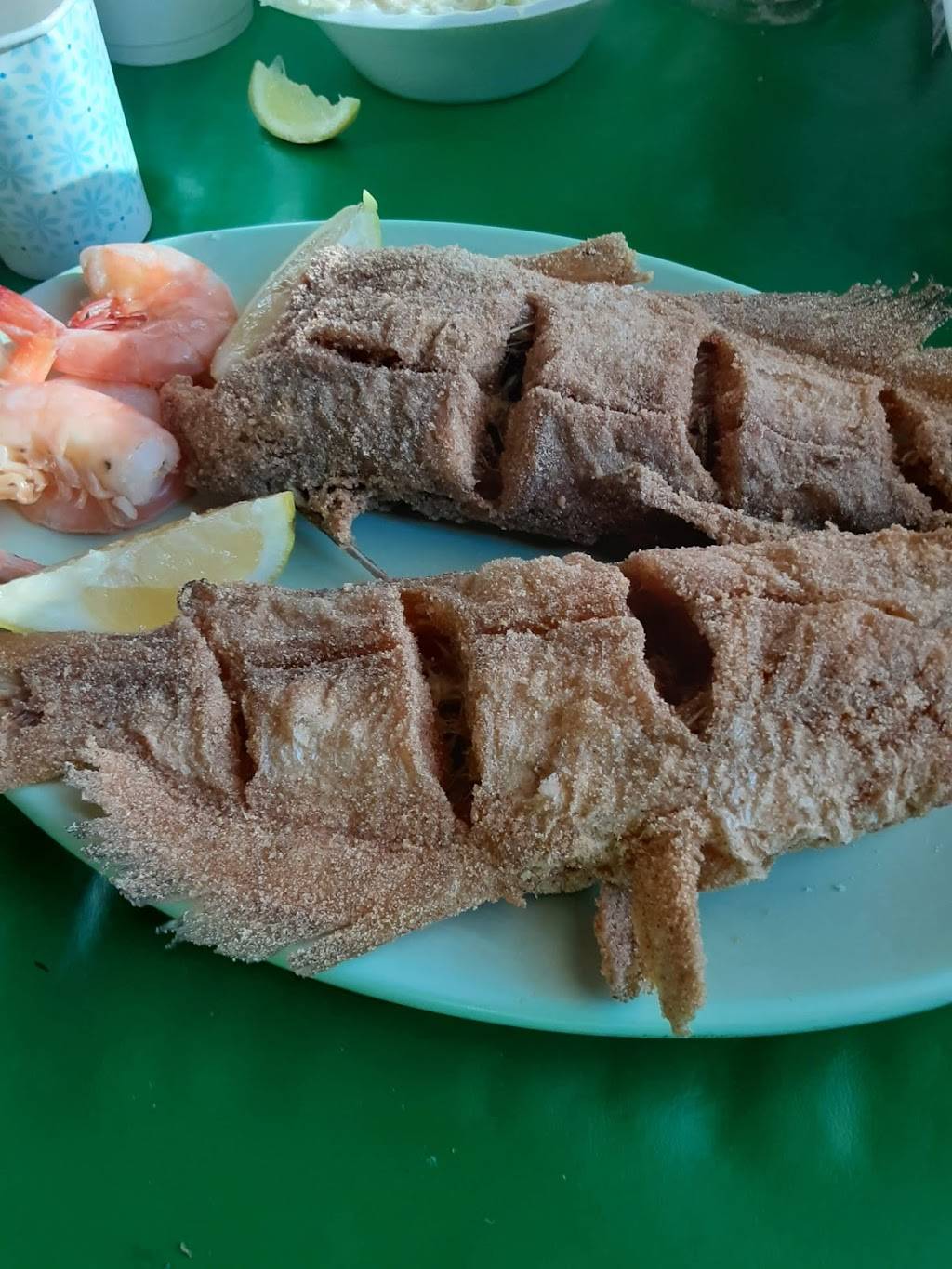 Charlies Catfish House | restaurant | 5167 US-11, Ellisville, MS 39437, USA | 6014281442 OR +1 601-428-1442