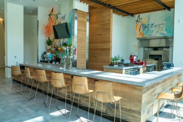 Banter Restaurant | restaurant | 380 Trinity Pl, West Palm Beach, FL 33401, USA | 5618027311 OR +1 561-802-7311