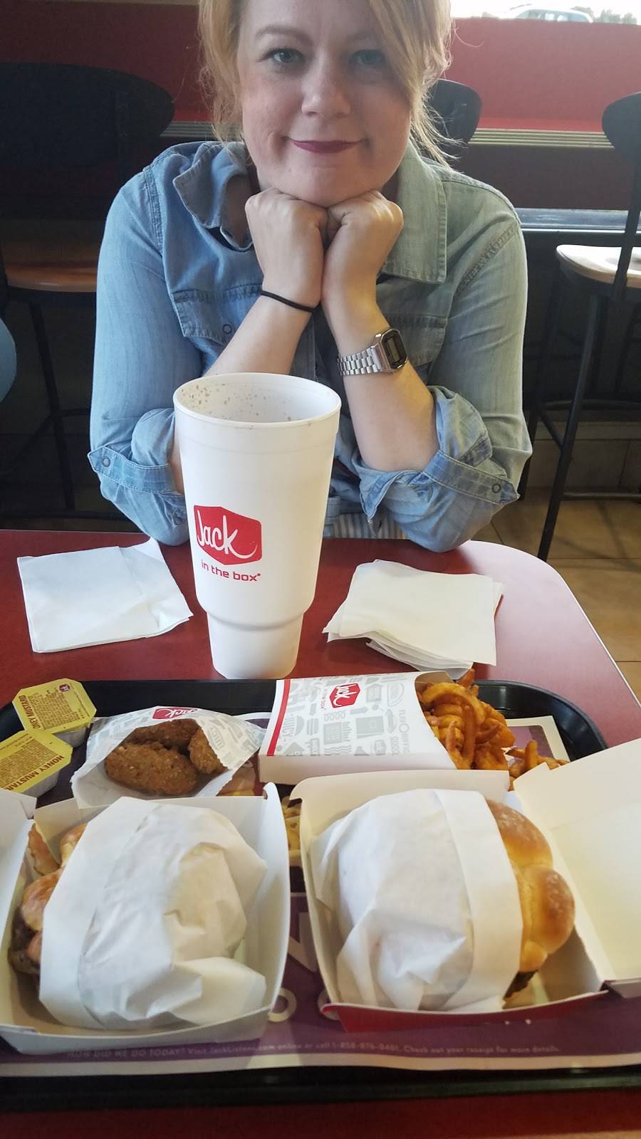 Jack in the Box | restaurant | 753 W Lamar Blvd, Arlington, TX 76012, USA | 8178612888 OR +1 817-861-2888