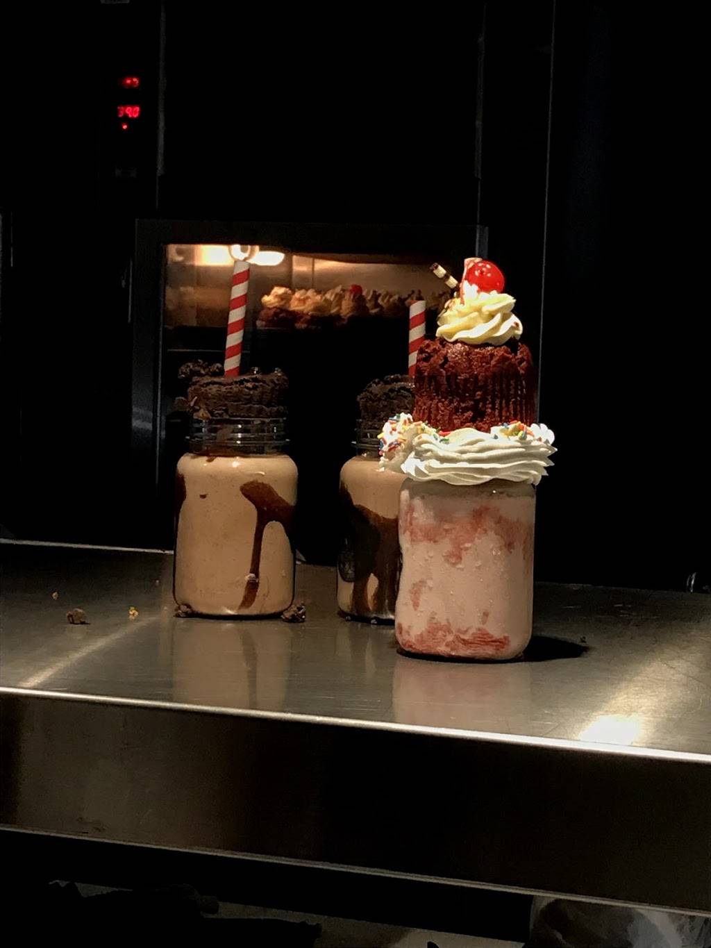 Hard Rock Live | cafe | 6050 Universal Blvd, Orlando, FL 32819, USA | 4073515483 OR +1 407-351-5483