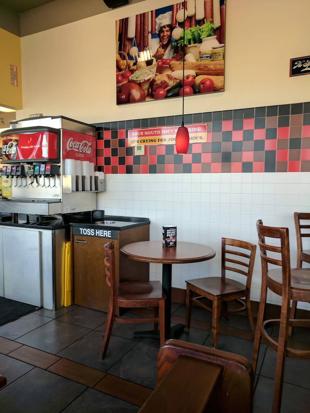 Jimmy Johns | meal delivery | 1810 W Mockingbird Ln, Dallas, TX 75235, USA | 2148790030 OR +1 214-879-0030