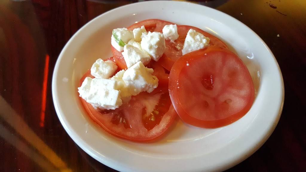 Petit Gourmet Diner | restaurant | 15975 Biscayne Blvd, Aventura, FL 33160, USA | 3059472255 OR +1 305-947-2255