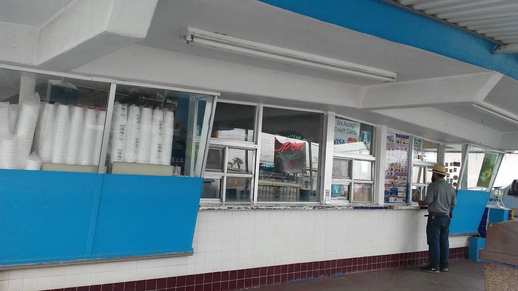 Lancaster Frosty King | restaurant | 5508 S Union Ave, Bakersfield, CA 93307, USA | 6618319167 OR +1 661-831-9167