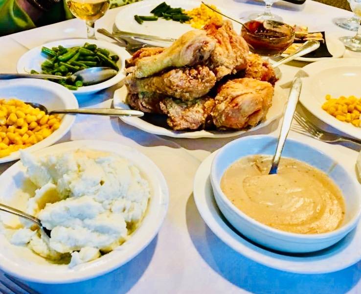 Hollyhock Hill | meal takeaway | 8110 N College Ave, Indianapolis, IN 46240, USA | 3172512294 OR +1 317-251-2294