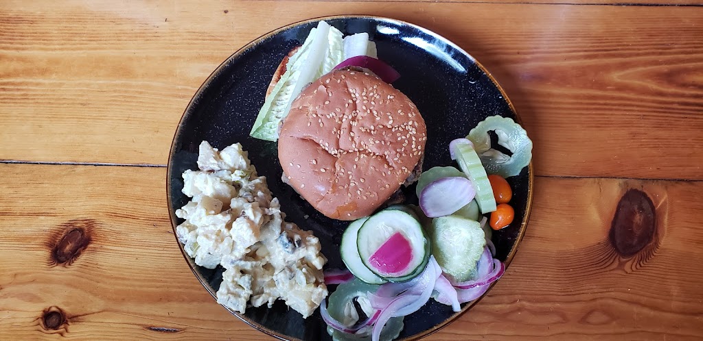 The Wildwood | restaurant | 45200 Highway 96 (243.38 mi, Seiad Valley, CA 96086, USA | 5304963500 OR +1 530-496-3500