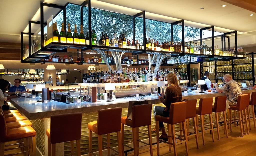 Fig & Olive | restaurant | 104 E Oak St, Chicago, IL 60611, USA | 3124450060 OR +1 312-445-0060