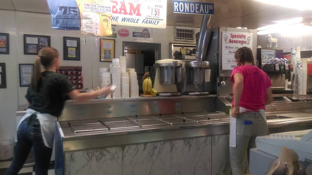 Alvin Rondeaus Dairy Bar | restaurant | 1300 Ware St, Palmer, MA 01069, USA | 4132835281 OR +1 413-283-5281