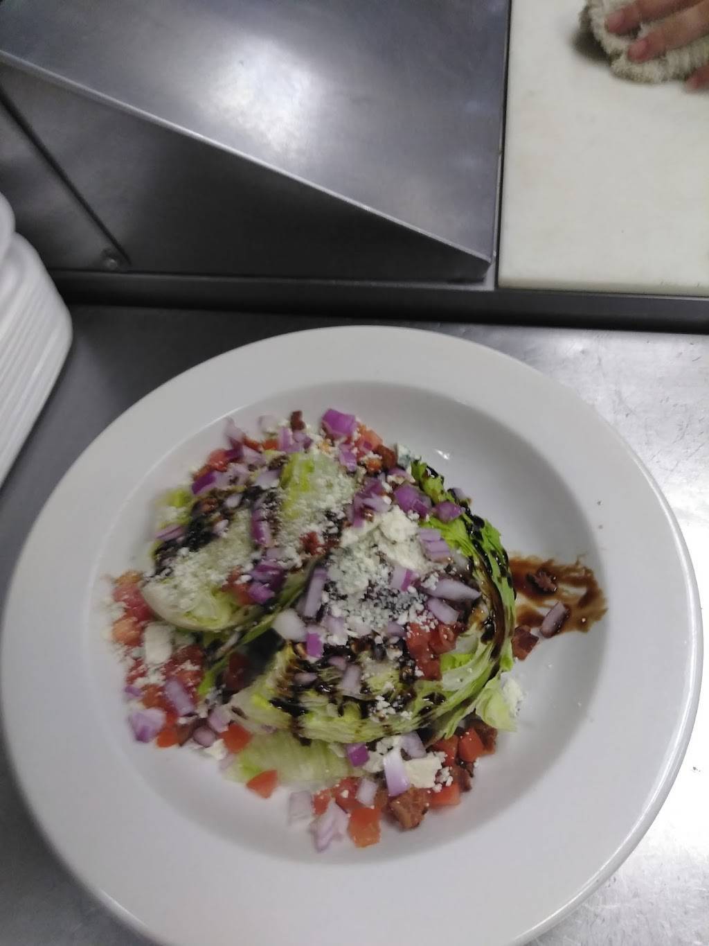 Timbers Bar & Grill | restaurant | 9180 W Cheyenne Ave, Las Vegas, NV 89129, USA | 7025620202 OR +1 702-562-0202