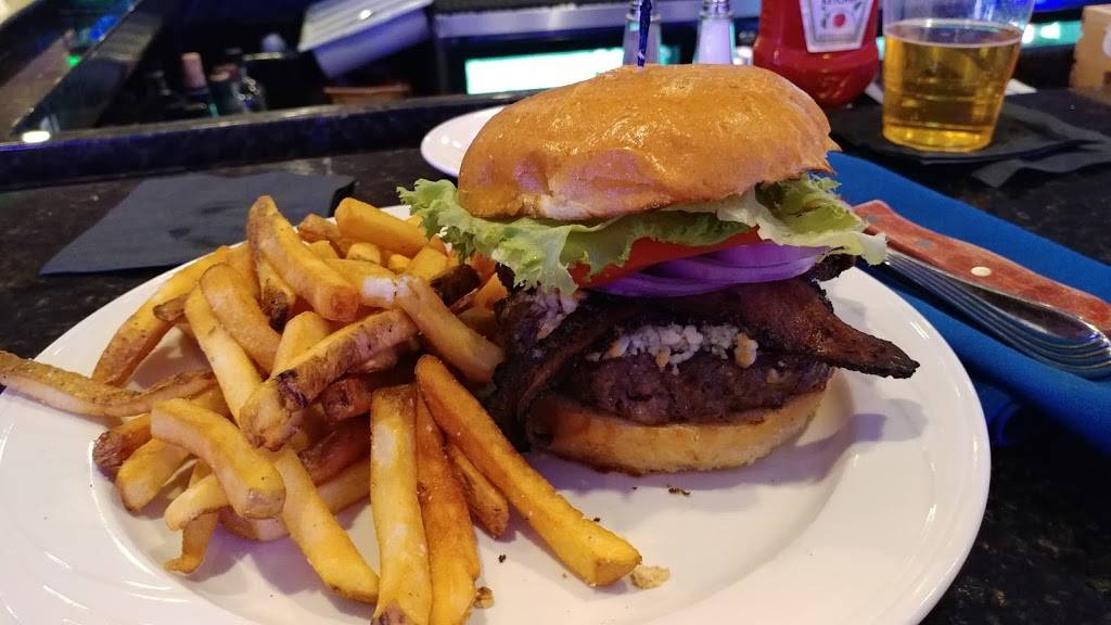 Martells Waters Edge | restaurant | 11 Whitecap Way, Bayville, NJ 08721, USA | 7322693000 OR +1 732-269-3000