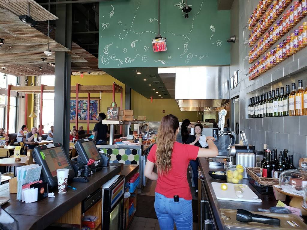 Nandos Peri-Peri | restaurant | 15001 Potomac Town Pl, Woodbridge, VA 22191, USA | 5716596340 OR +1 571-659-6340