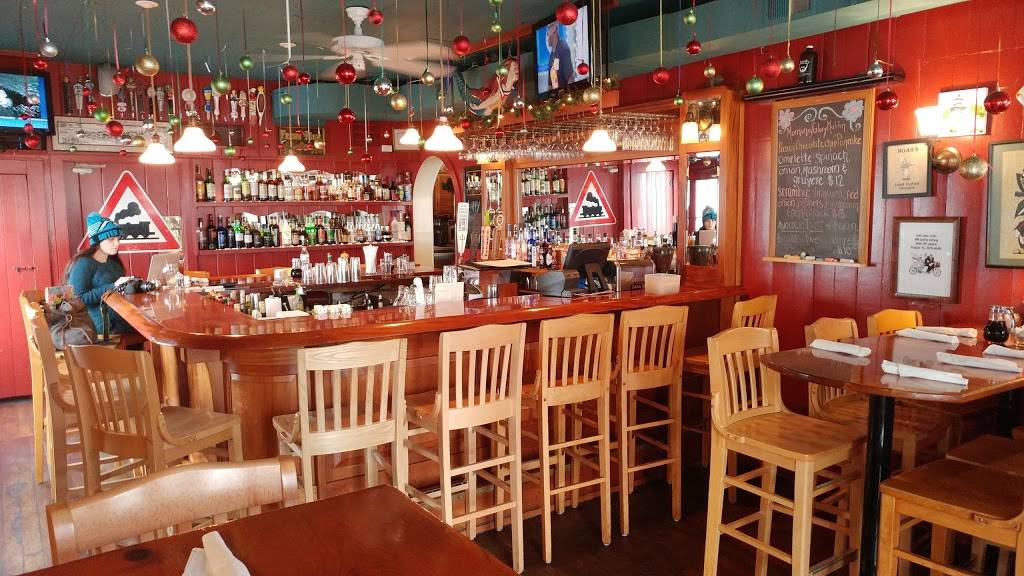Noahs | restaurant | 113 Water St, Stonington, CT 06378, USA | 8605353925 OR +1 860-535-3925