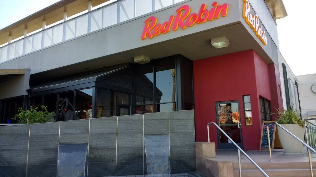 Red Robin Gourmet Burgers and Brews | restaurant | 2199 N Orange Mall, Orange, CA 92865, USA | 7149749888 OR +1 714-974-9888