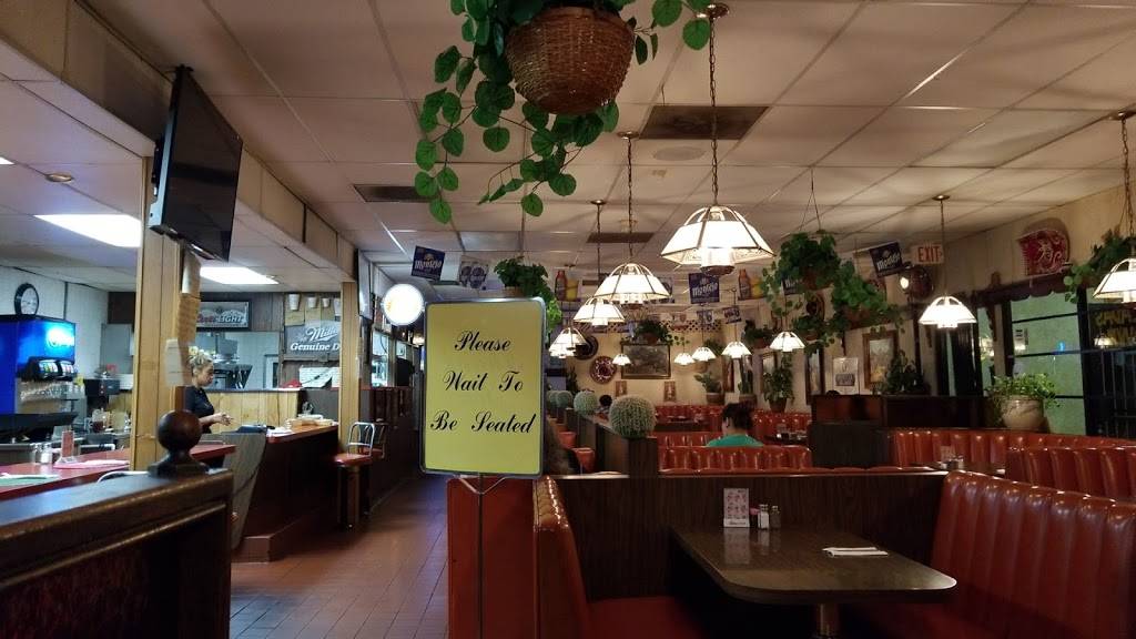 Los Gallos Mexican Restaurant | restaurant | 1667 E Orangethorpe Ave, Placentia, CA 92870, USA | 7145797955 OR +1 714-579-7955