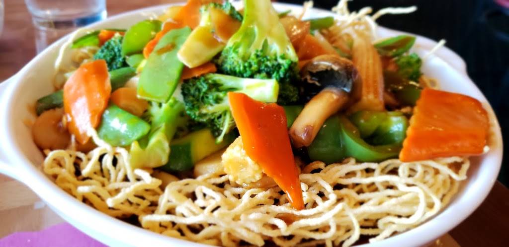 Asian Thai | restaurant | 201 W Northland Ave e, Appleton, WI 54911, USA | 9207346888 OR +1 920-734-6888