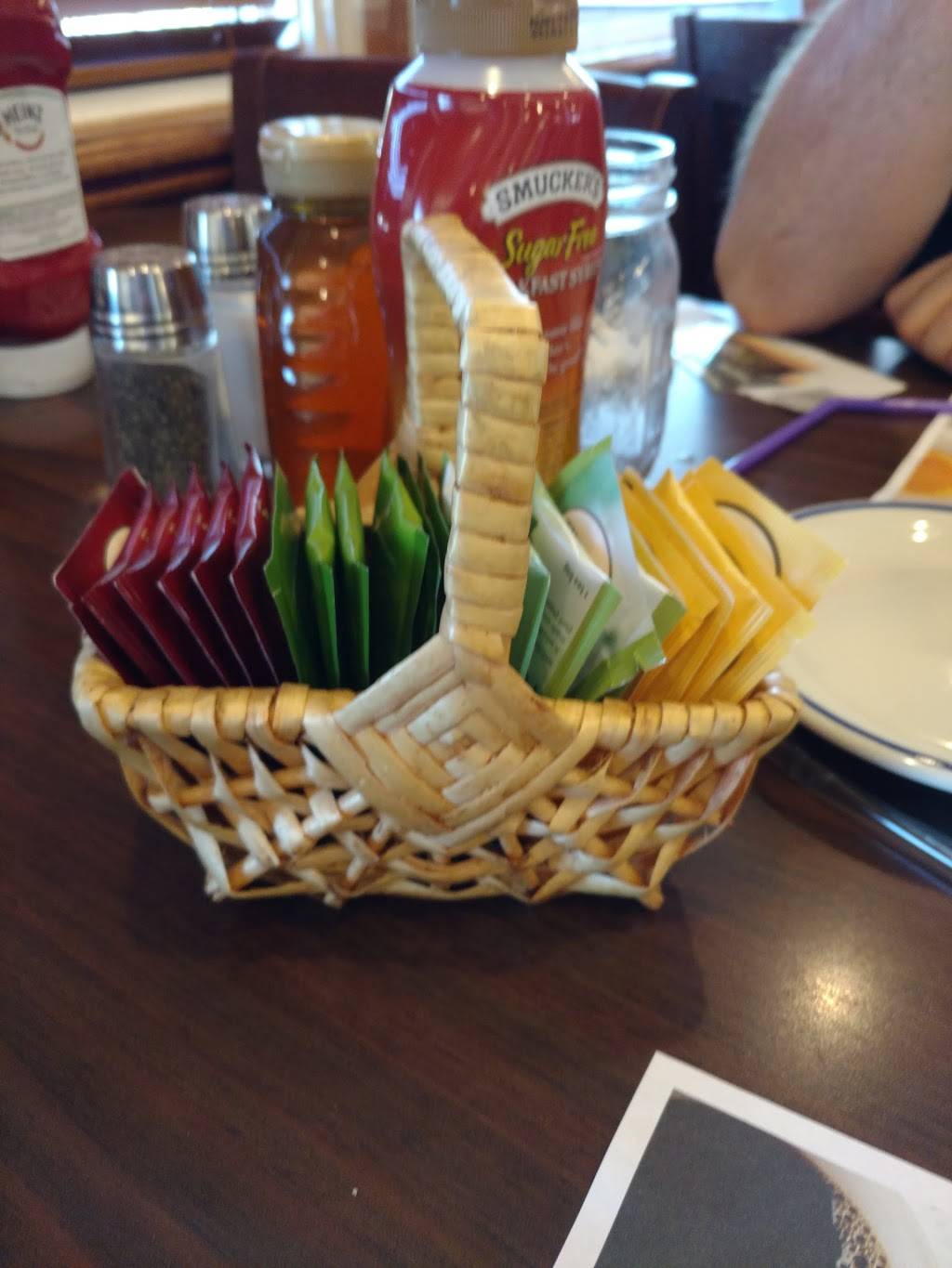 Bob Evans | restaurant | 5076 College Corner Pike, Oxford, OH 45056, USA | 5135238866 OR +1 513-523-8866