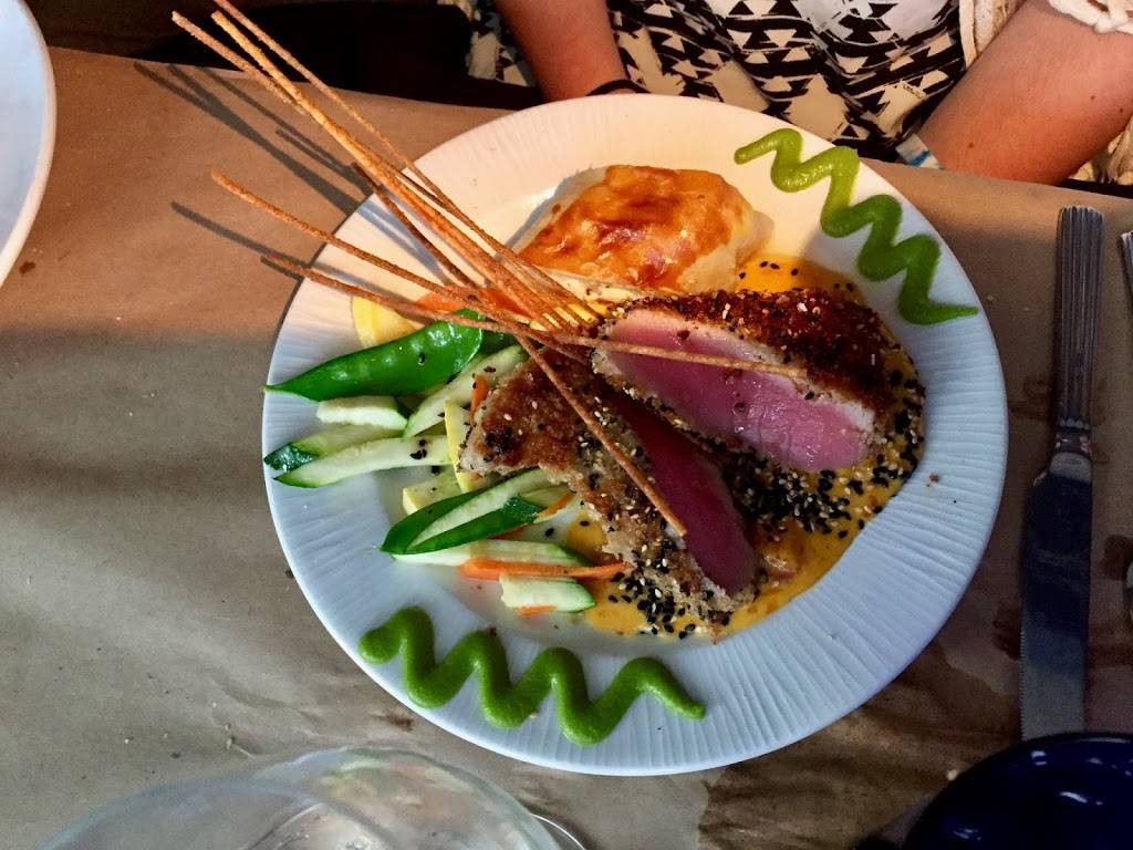 Snappers Sea Grill | restaurant | 5895 Gulf Blvd, St Pete Beach, FL 33706, USA | 7273673550 OR +1 727-367-3550