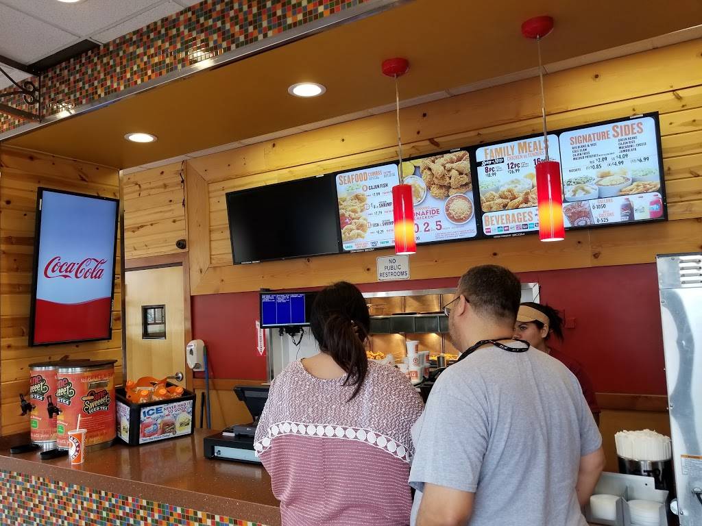 Popeyes Louisiana Kitchen | restaurant | 6948 Westminster Blvd, Westminster, CA 92683, USA | 7148924007 OR +1 714-892-4007