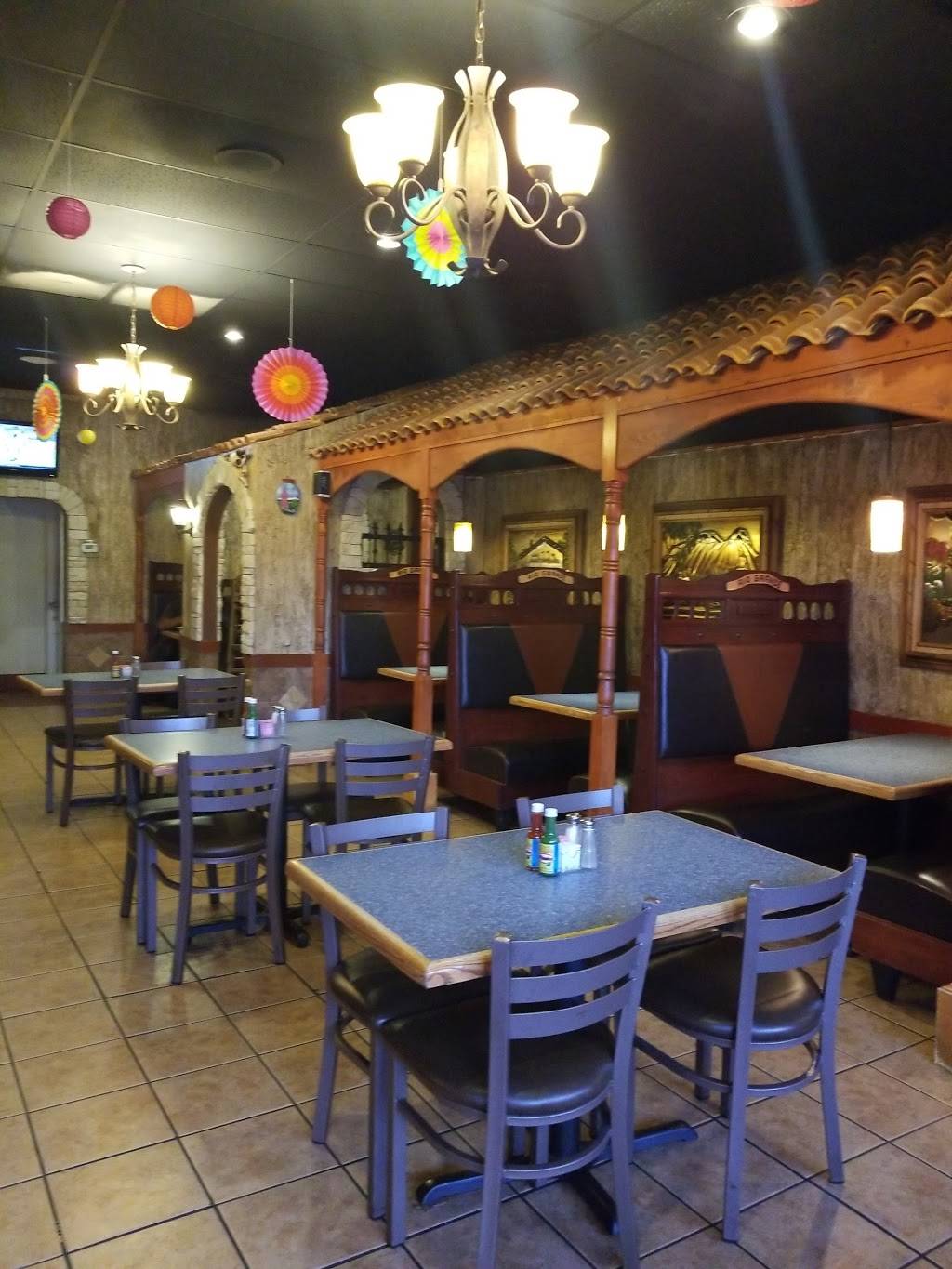 Rio Grande | restaurant | 845 W Stuart Dr # 10, Hillsville, VA 24343, USA | 2767300507 OR +1 276-730-0507