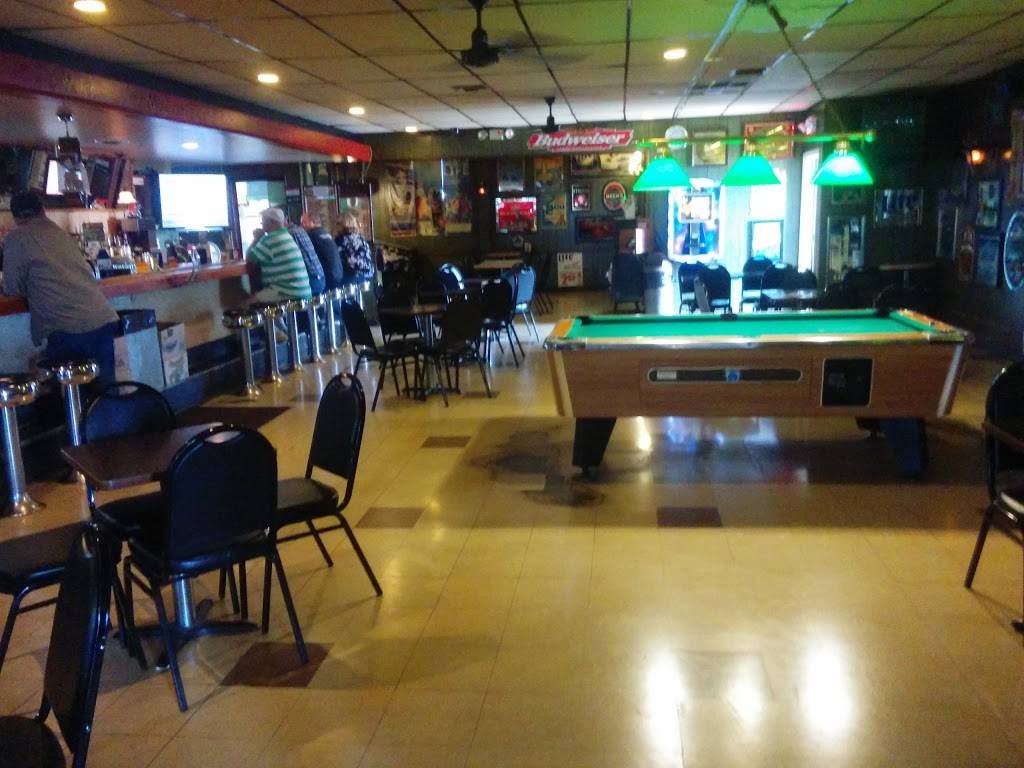 Madison Club Bar | restaurant | 32275 Stephenson Hwy, Madison Heights, MI 48071, USA | 2485884433 OR +1 248-588-4433