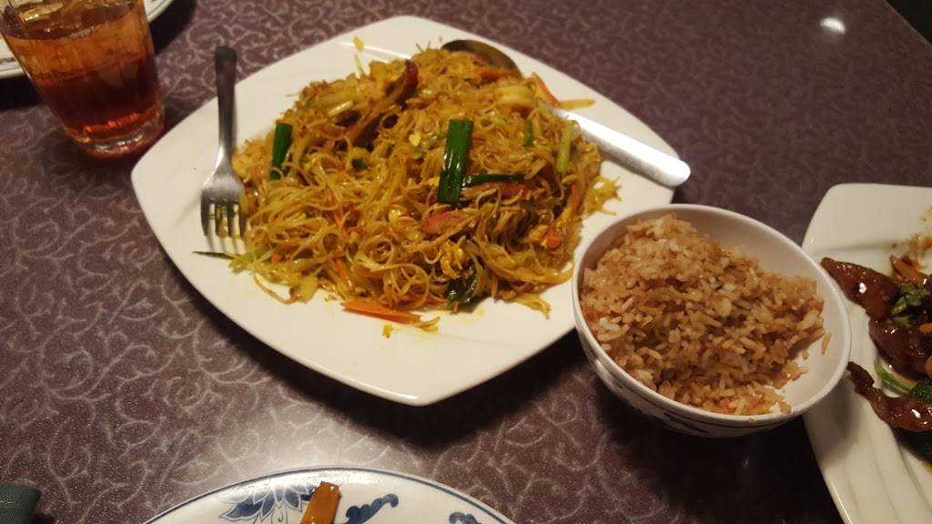 Yen Ching Restaurant | restaurant | 6601 Midlothian Turnpike, Richmond, VA 23225, USA | 8042767430 OR +1 804-276-7430