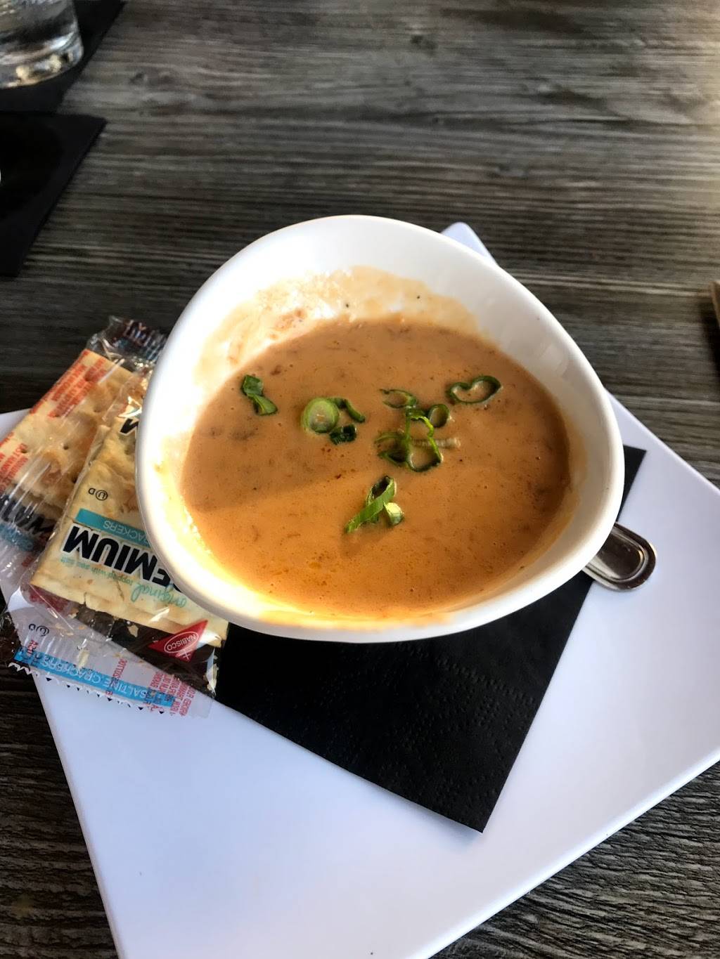 Water Oak Grill | restaurant | 201 Main St Suite 100, Safety Harbor, FL 34695, USA | 7272866919 OR +1 727-286-6919