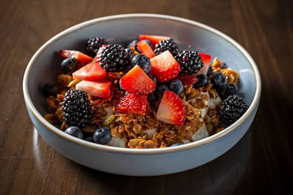 The Kennison | restaurant | 1800 N Lincoln Ave, Chicago, IL 60614, USA | 3129817070 OR +1 312-981-7070