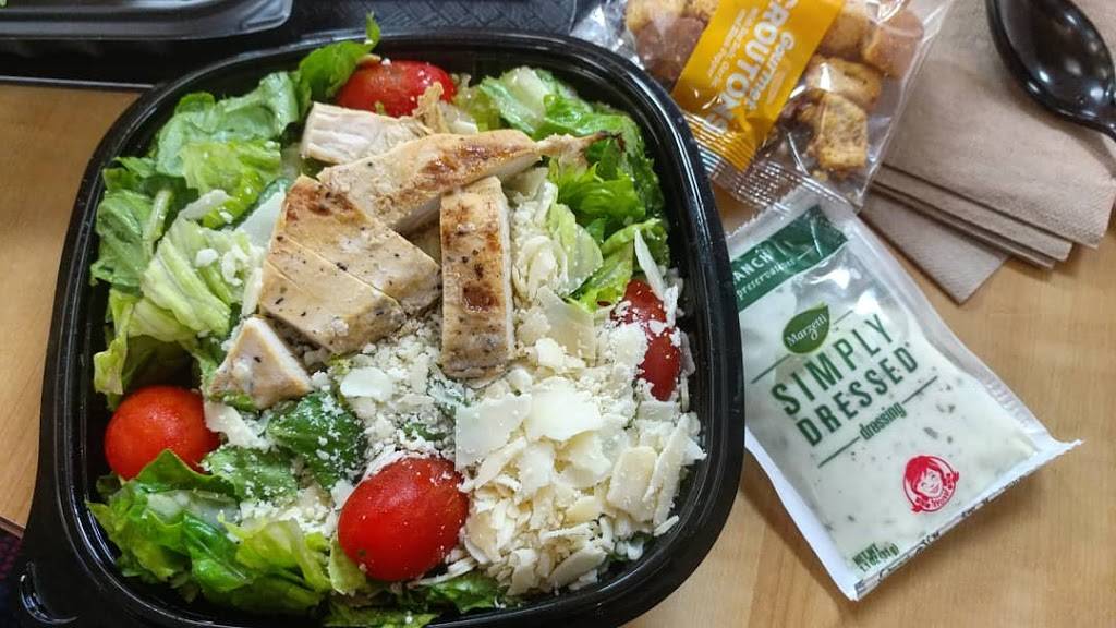 Wendys | restaurant | 2422 E Southcross, San Antonio, TX 78223, USA | 2105332898 OR +1 210-533-2898