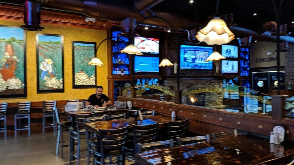 Fronteras "Tapas-Tequila-Wine" | restaurant | 6608 E Broad St, Columbus, OH 43213, USA | 6146942375 OR +1 614-694-2375