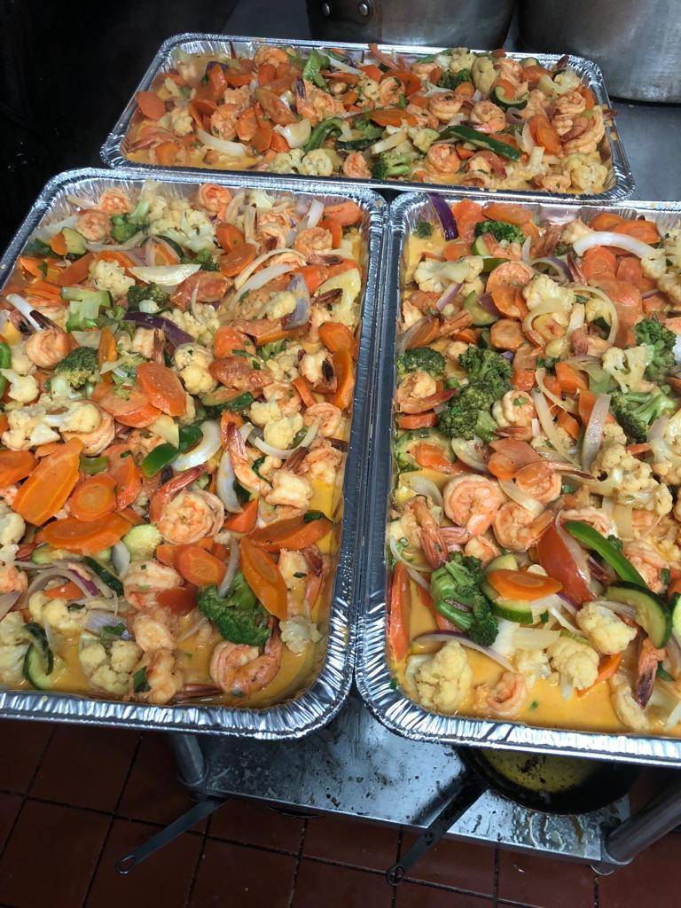 La Fuente Restaurante | restaurant | 622 Fulton Ave, Hempstead, NY 11550, USA | 5162802890 OR +1 516-280-2890