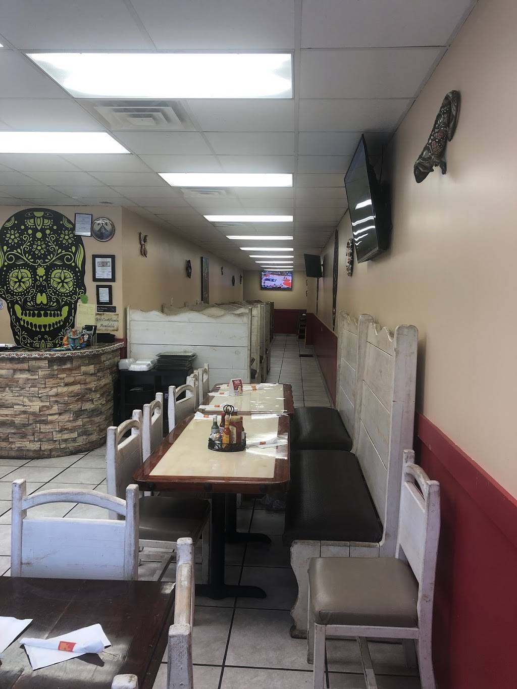 Taco tequilas In Clinton | restaurant | 300 S Main St, Clinton, IN 47842, USA | 7655055089 OR +1 765-505-5089