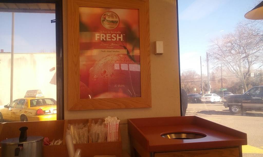 Wendys | restaurant | 625 W Montauk Hwy, West Babylon, NY 11704, USA | 6314226163 OR +1 631-422-6163