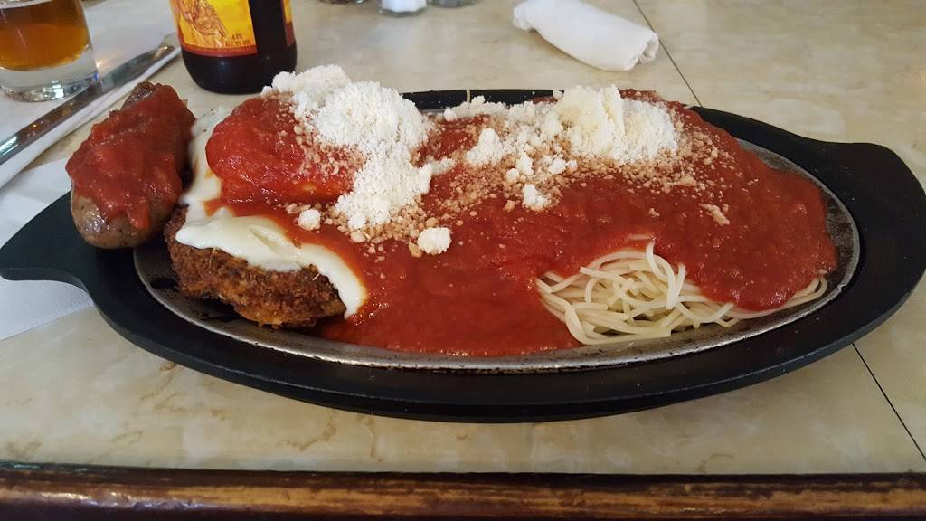 Tessies Place | restaurant | 116 N Woodlawn Ave, Metairie, LA 70001, USA | 5048358377 OR +1 504-835-8377