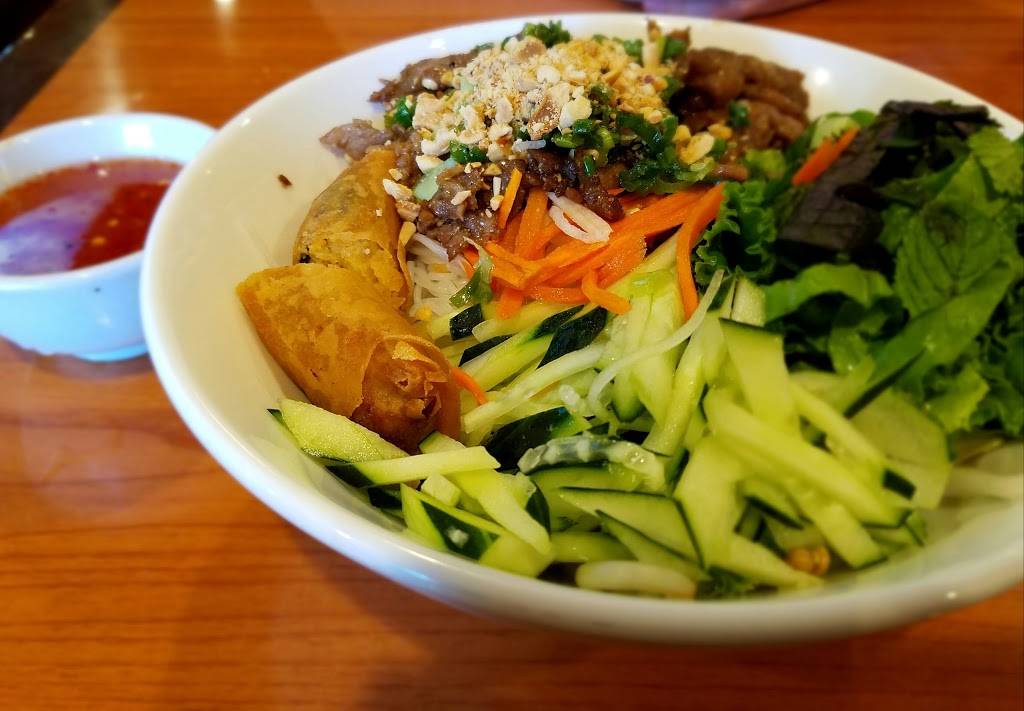 Pho Lovers | restaurant | 253 E Maude Ave, Sunnyvale, CA 94085, USA | 4085308583 OR +1 408-530-8583