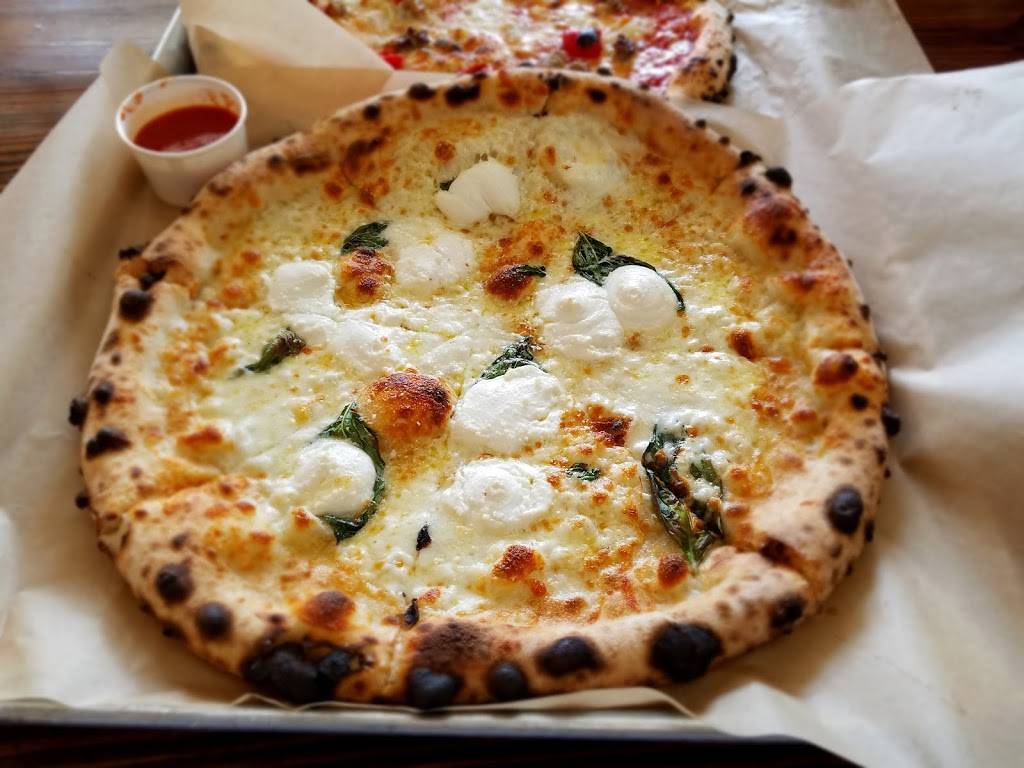 Inizio Pizza Napoletana | restaurant | 10620 Providence Rd, Charlotte, NC 28277, USA | 7048468909 OR +1 704-846-8909