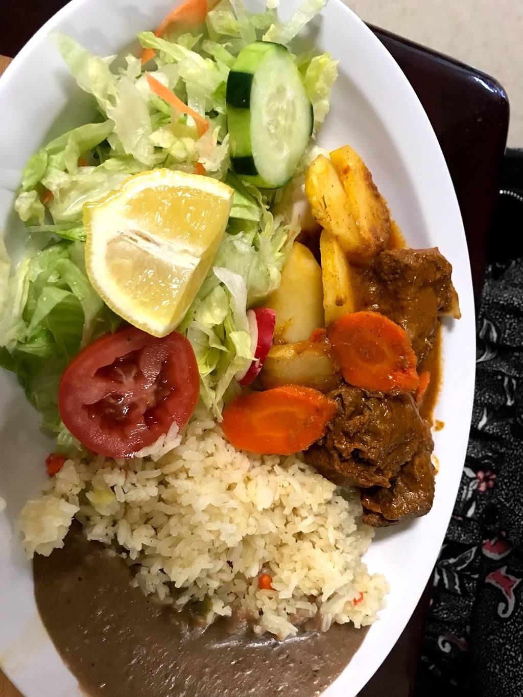 Mi Carbonero #3 | restaurant | 12500 Vanowen St, North Hollywood, CA 91605, USA | 8182552833 OR +1 818-255-2833