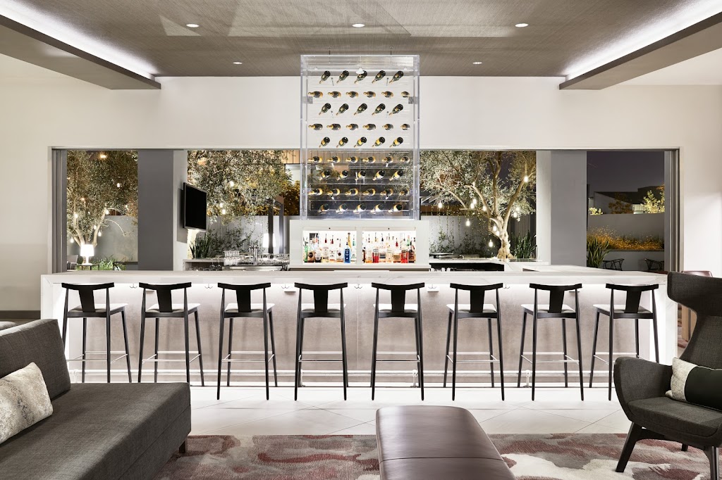 AC Bar and Lounge | restaurant | 2130 E Maple Ave, El Segundo, CA 90245, USA | 3104057926 OR +1 310-405-7926