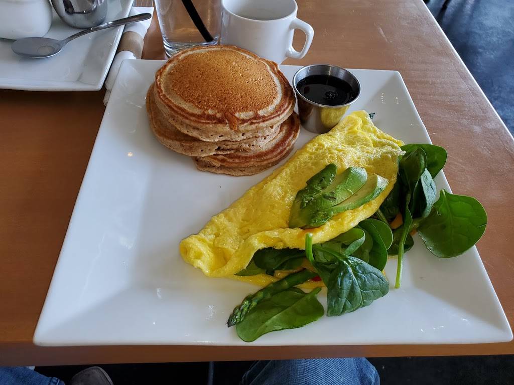 eat. Casual Scratch Kitchen | restaurant | 145 E Sunset Rd B 300, El Paso, TX 79922, USA | 9152495515 OR +1 915-249-5515